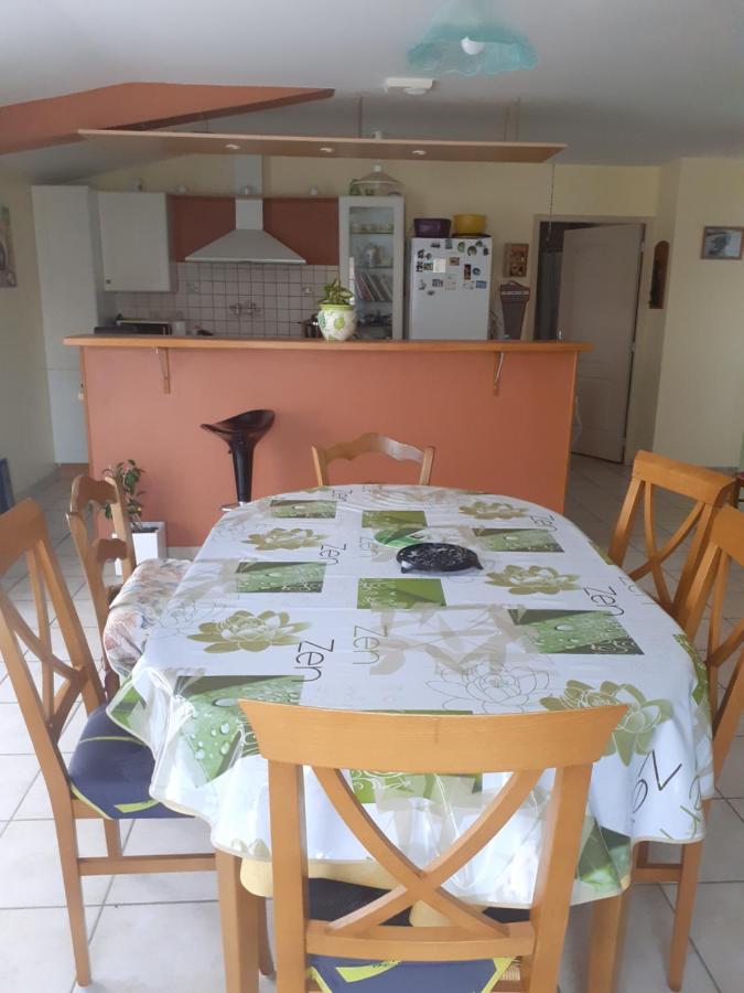 Le Petit Plessis Cure Villa Lire Luaran gambar